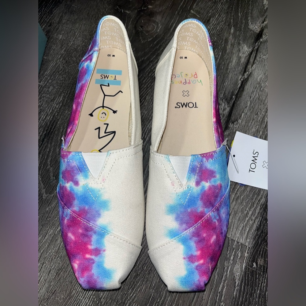 NIB TOMS Women's Tie-Dye Canvas Shoes-10